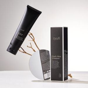 Nhãn hiệu riêng dành cho nam giới Làm sạch sâu mụn đầu đen Kiểm soát dầu Sữa rửa mặt Sữa rửa mặt dành cho nam giới